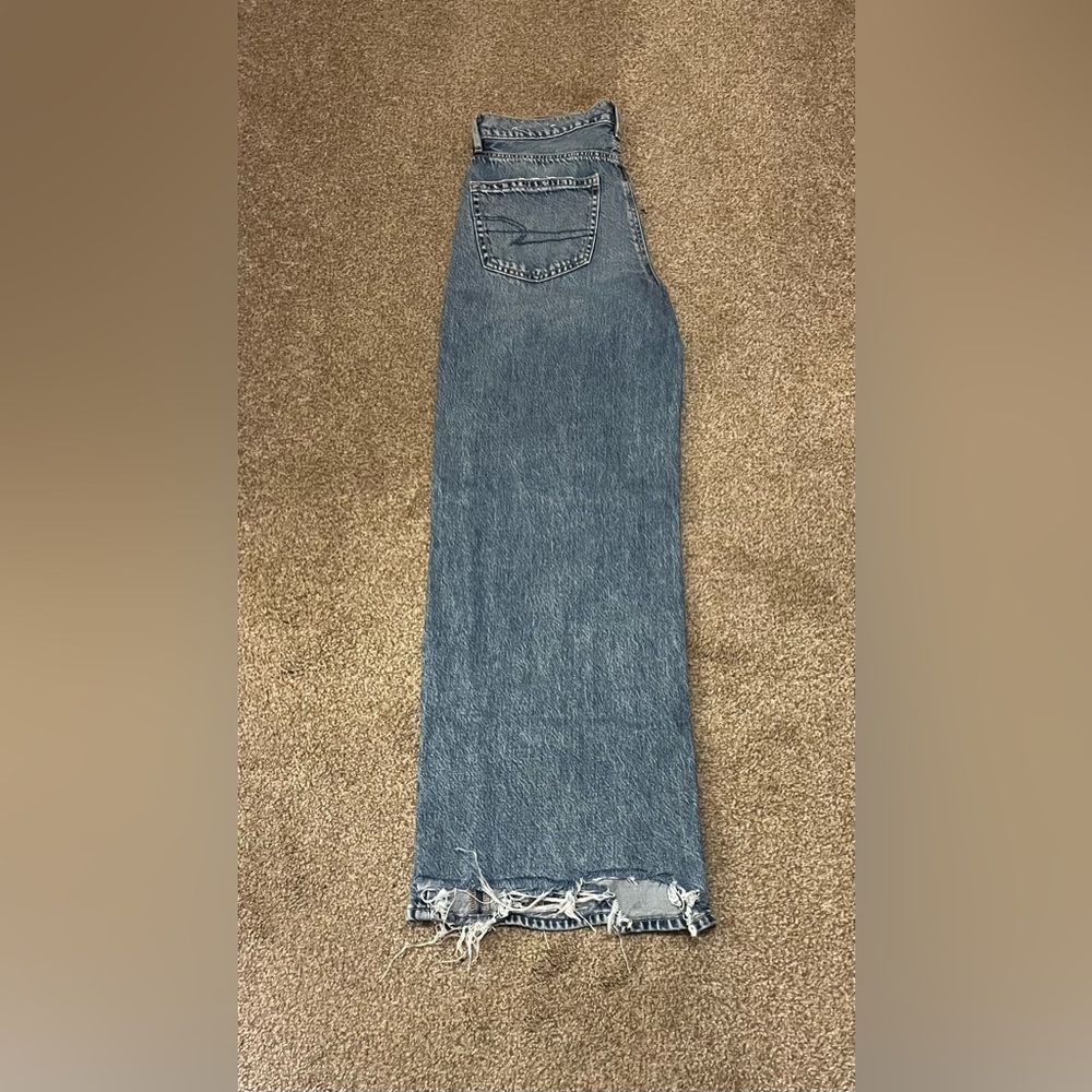 American Eagle, Super High-rise Baggy Wide Leg. Size 2 short